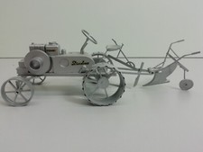 Fendt Dieselross 1930 CURSOR Modell 780 Traktor Trecker silber Oldtimer Pflug