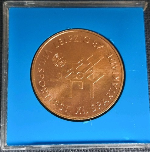 Medaille ddr viii turn und - medaille, viii.