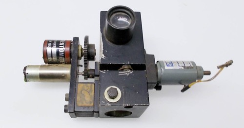 Optisches bauteil mit - bauteil,