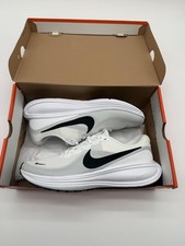 New Nike Revolution 8 Shoes