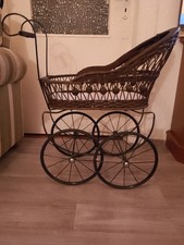 Vintage Puppenwagen Korbwagen