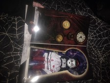 Neu  living dead dolls in