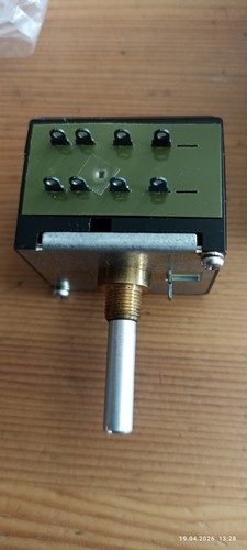 Quad unit stereo potentiometer - quad-unit,
