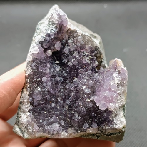 Amethyst druse uruguay 199 - uruguay, g