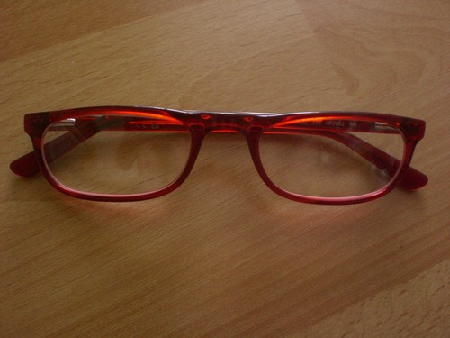 Brillengestell rot - in,