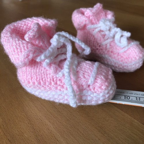 Babyschuhe gestrickt 0 - 🩷, -6
