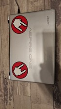 Acer Aspire One P1VE6 Netbook