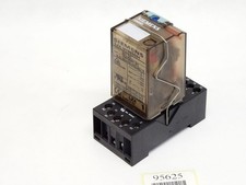 Siemens Simirel Stecksockel MT78750 + Steckrelais MT323024