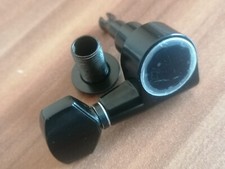 .1 Fender Squier Contemporary Strat Special HH Floyd Rose Tuners Tuning Strat.