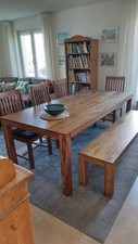 Großer Esstisch, Holz massiv