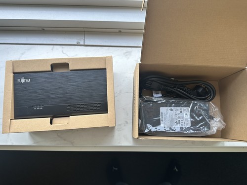 Fujitsu port replicator - fujitsu,