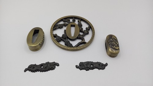 Tsuba kashira menuki - tsuba,kashira,menuki, und