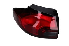 Rückleuchte links außen für