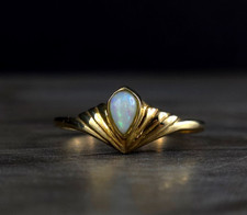 Ring Gold 333 Opal weiß