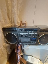 Sanyo-C4, 4-Band-Stereo- Tuner-Amplifer, Radio- Kassetten-Boombox,  Teilfunktion