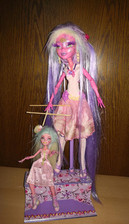 1 Monster High Gooliope Jellington 45cm Puppenspielerin +1 Gigi Grant Marionette