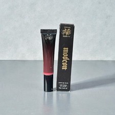 Kat Von D Mod on Liquid Gel