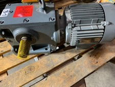 SEW	Motor +Reduktor	S62 DT90S-4	1.1 kW. 1400/min Restauriert!!!