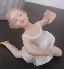 *Wallendorf Porzellan*Figur*Tänzerin*Sitzende kleine Ballerina*