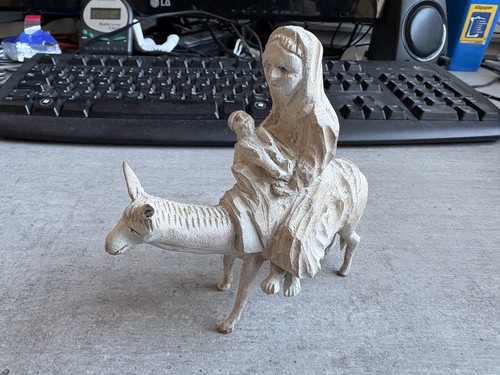 Alte geschnitzte figur maria - alte,