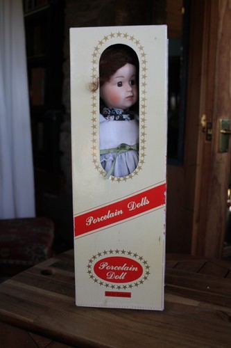 Vintage porzellan puppe - porzellan,