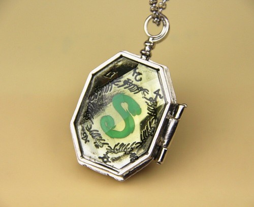 Harry potter horcrux locket - potter,