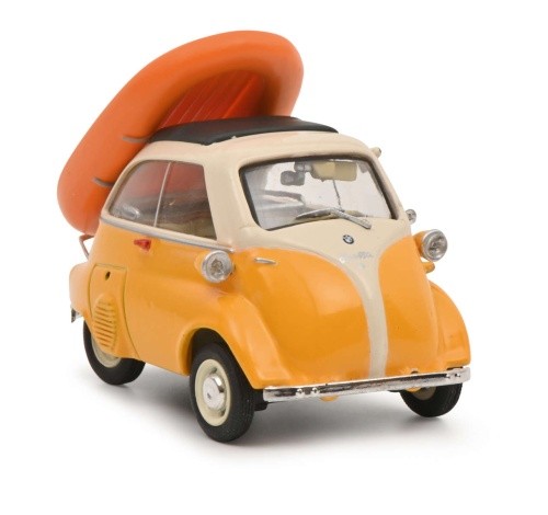 Bmw isetta mit schlauchboot - isetta,