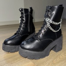 Kurze Damenstiefel Gr.40 Plateaustiefel Kettendekor Stiefel Halloween