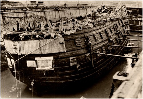 Warship wasa dry dock - wasa,