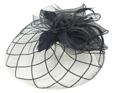 Fascinator aus Crinol mit