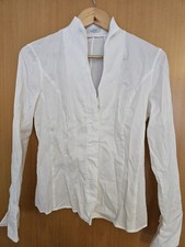 Weiße Damenbluse mit