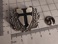 PIN/Anstecker TEMPLER (Kreuzritter) schwarzes Kreuz / black cross