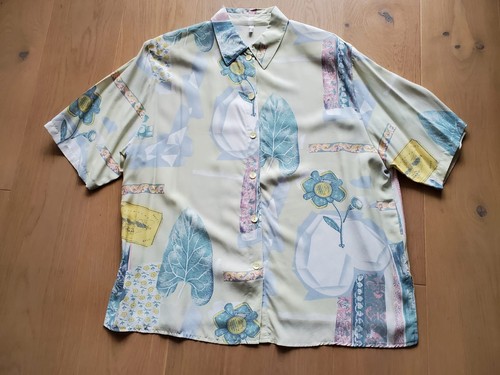Schöne bunte bluse mit - schöne,