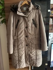 Damenmantel braun knielang Größe 46 mit zwei seitlichen Eingriffstasche