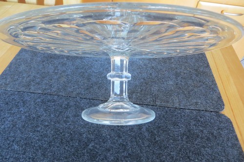 Tortenplatte mit fuß glas - tortenplatte,