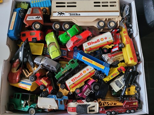 Spielzeugautos konvolut - 6,