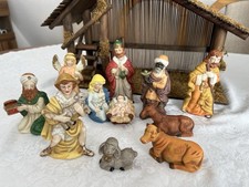Weihnachtskrippe Mit Porzellanfiguren