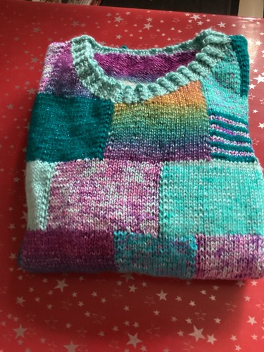 Handgestrickter damen pulli - ,