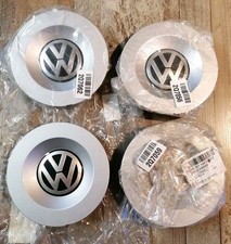 1 Stück von 4 Stück NEU ! AVUS VW Original Alufelgen Nabendeckel 3 B 0 601 149 K