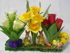 Ostergesteck Nr. 5, künstlich, 2 Hasen aus Keramik auf Holz-Ast, Seidenblumen