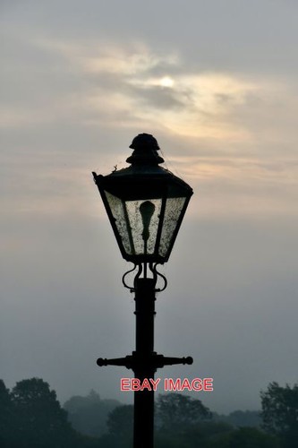 Foto ein laternenmast oberes - ein,
