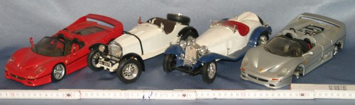Modellautos 22 bitte - 4, 1:22