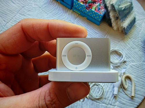 Apple ipod shuffle - ipod, 2