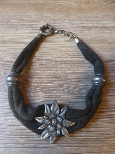 Kropfband choker halsband - kropfband,