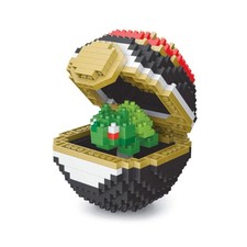 Pokemon Bisasam mit Pokeball