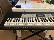 Casio Keyboard LK-136