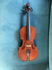 Schülergeige mit Bogen und