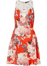 Minikleid mit Spitzenoberteil