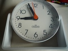 Die Hausuhr Tischuhr Küchenuhr Mid Century Kunststoff Weiß Vintage 70er