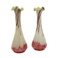 Paar Vasen aus opalisierenden Glas mit Kröselaufschmelzungen, Pallme König & Hab